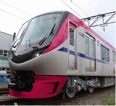 京王電鉄16年ぶり新型車両、9月通常列車デビュー