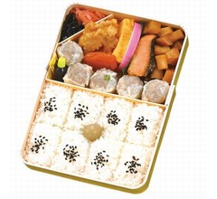 「シウマイ弁当」鮪の漬け焼を一時&ldquo;鮭の塩焼き&rdquo;に変更