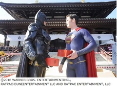 2大ヒーローが&ldquo;豆まき&rdquo;参戦、増上寺にバットマンとスーパーマン。