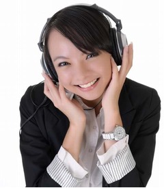 &ldquo;仕事中マイ音楽&rdquo;半数は不快、周囲の同僚が快く思わない理由は？