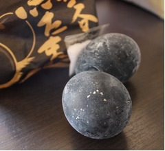 チョコプラ松尾&ldquo;1個食べると寿命7年延びる&rdquo;箱根名物食べて育ち「たぶん死なない」