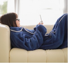 1000人のダメ人間の声から生まれた新&ldquo;着る毛布&rdquo;