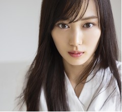 山下美月&ldquo;個人初&rdquo;のカレンダー発売決定、乃木坂46卒業後初のイベント開催も