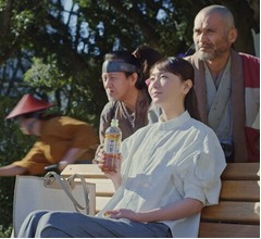 新垣結衣「本当にあっという間だったなと思う」、16年目の「アサヒ 十六茶」CM