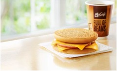 新食感バンズのマックトースト、欧州20国以上で販売のメニューが上陸。