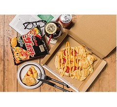 史上初の&ldquo;ピザポテト味のピザ&rdquo;