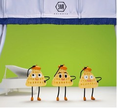 35年前の「ポリンキー」初代CMを完全再現「♪ポリンキー ポリンキー 三角形の秘密はね&hellip;」