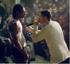 米ミュージシャンが46歳で死去、「8 Mile」でエミネムとラップバトル