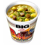 カップヌードルに新風Wスープ、コク深いブイヤベース&times;とんこつ醤油。