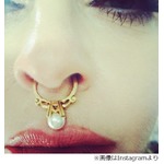 マドンナが&ldquo;鼻ピアス&rdquo;姿披露、18歳娘のローデス・レオンから影響。