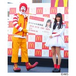 NGT48に&ldquo;マック無料&rdquo;会員証、クルーのユニフォーム姿でお渡し会も。