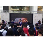 渋谷に響く「セイントセイヤ」、ガールズバンド・Cyntiaらコスモ燃やす。