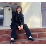 &ldquo;学ラン姿&rdquo;のんに反響「男前！」「座るポーズが男以上にサマに」