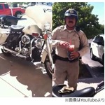 12歳が&ldquo;残念な警察官&rdquo;を質す、「歩道にバイク停めコンビニ」に疑問。