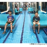 地下鉄の車内に&ldquo;プール&rdquo;現れ話題に
