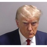 ドナルド・トランプ前大統領、SNSに&ldquo;マグショット&rdquo;投稿