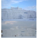トランスフォーマーの大雪像、世界最大級の幅130m&times;高さ20m&times;奥行40m。