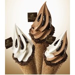 ゴディバの贅沢ソフトに新味、上品なバニラの香りとホワイトチョコ。