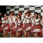 天使すぎる橋本「親戚増えた」、Rev.from DVL13人全員がブログ開設。