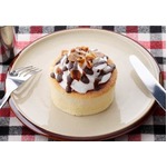 ファミマがふんわりパンケーキ、メレンゲを使用してスフレタイプに。