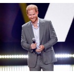 ヘンリー王子、&ldquo;がん公表&rdquo;父チャールズ国王に会うため渡英