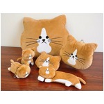 「鴻池剛と猫のぽんた ニャアアアン！」のヴィレヴァン限定グッズ。