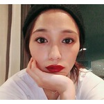 川口春奈の真っ赤なリップにファンうっとり