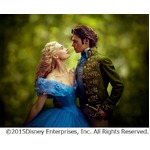 「シンデレラ」興収40億円突破、4週連続で興収ランキングのトップ。