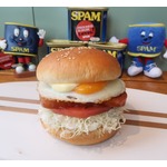 売上最下位「スパムバーガー」が存続の危機に