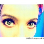 ベッキー&ldquo;カラコン疑惑&rdquo;否定、Twitterで「ほんとうの目です」。