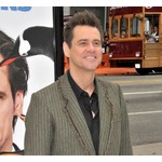 「お金必要になった」ジム・キャリーが&ldquo;引退宣言&rdquo;撤回、しっかり休暇を取るだけに