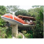 世界の&ldquo;奇妙なホテル&rdquo;16選、ジャングルに飛び出すボーイング727など。