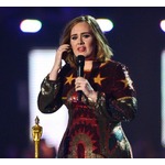 アデル、長年のパートナーと極秘結婚か