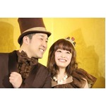 高橋愛が幸せバレンタイン婚、あべこうじと初の2ショット結婚会見。