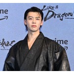 竹内涼真が&ldquo;伝説の男&rdquo;桐生一馬に、実写ドラマ「龍が如く」世界配信決定