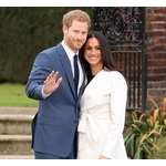 英王子婚約者のコート求めサイトダウン