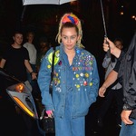 マイリーがディカプリオ批判、パーティーで電子タバコ吸わせてもらえず。