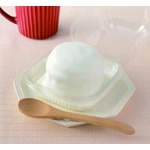 ローソン&ldquo;おぼれる程のクリーム&rdquo;で食べるパンケーキ