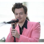 1Dハリーに女性の立ちション用品広告オファー