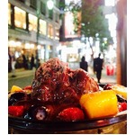 氷自体がチョコの新感覚かき氷、シロップでは出せない超濃厚な味わい。