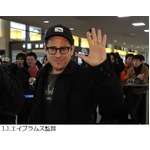 新「SW」のカギ握る4人が来日、J.J.エイブラムス監督らを熱烈歓迎。
