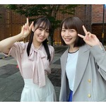 のん、&ldquo;ゆっかちゃん&rdquo;菅井友香と満面の笑みでピース