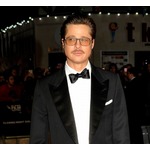 ブラピ、息子たちをガッカリさせる