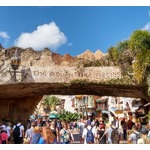 「世界のテーマパーク」口コミ評価1位は？