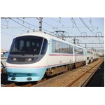 ロマンスカー「RSE」富士急へ、小田急電鉄が1編成7両の譲渡を発表。