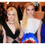 ダコタとエルのファニング姉妹が&ldquo;初共演&rdquo;に歓喜