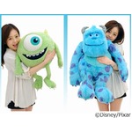 マイク＆サリー特大ぬいぐるみ、モンスターサイズで手触りふわふわ。