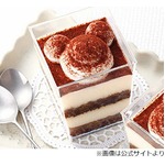 セブンがミッキーのティラミス、ホイップクリームで表面にデザイン。