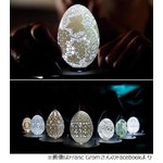 幻想的で繊細&ldquo;卵の殻&rdquo;アート、1作品平均3,000個の穴で図柄を表現。