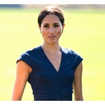 英王室、中傷続けるメーガン妃家族に強行手段か